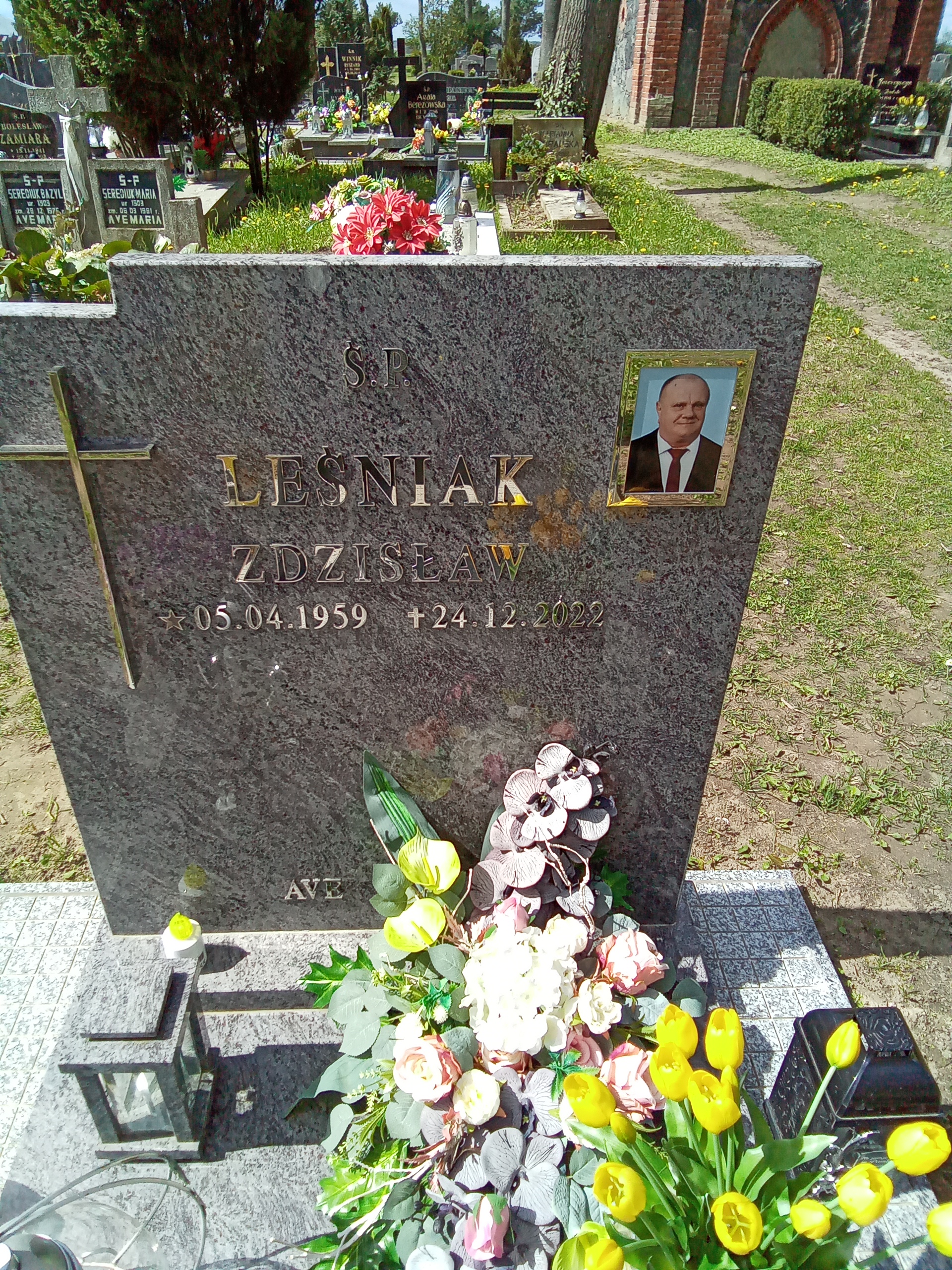 Grób ZDZISŁAW LEŚNIAK